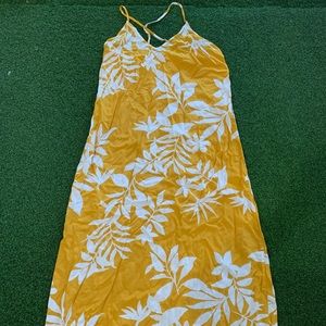Old navy yellow maxi dress